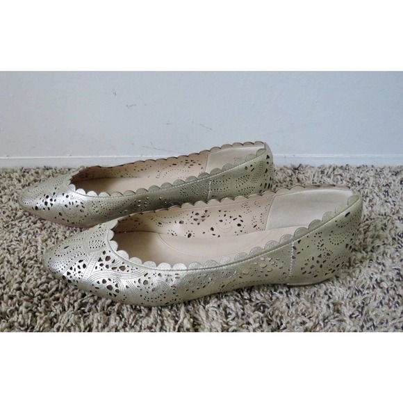 Cole Haan Callie Scalloped Ballet Flats - Gold - 8.5 - Picture 4 of 5